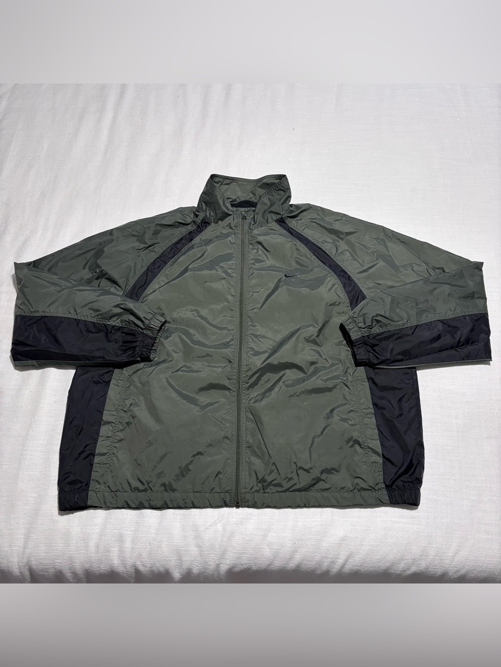 Vintage Nike Military Style Windbreaker Jacket | Size XL | Dark Green / Black